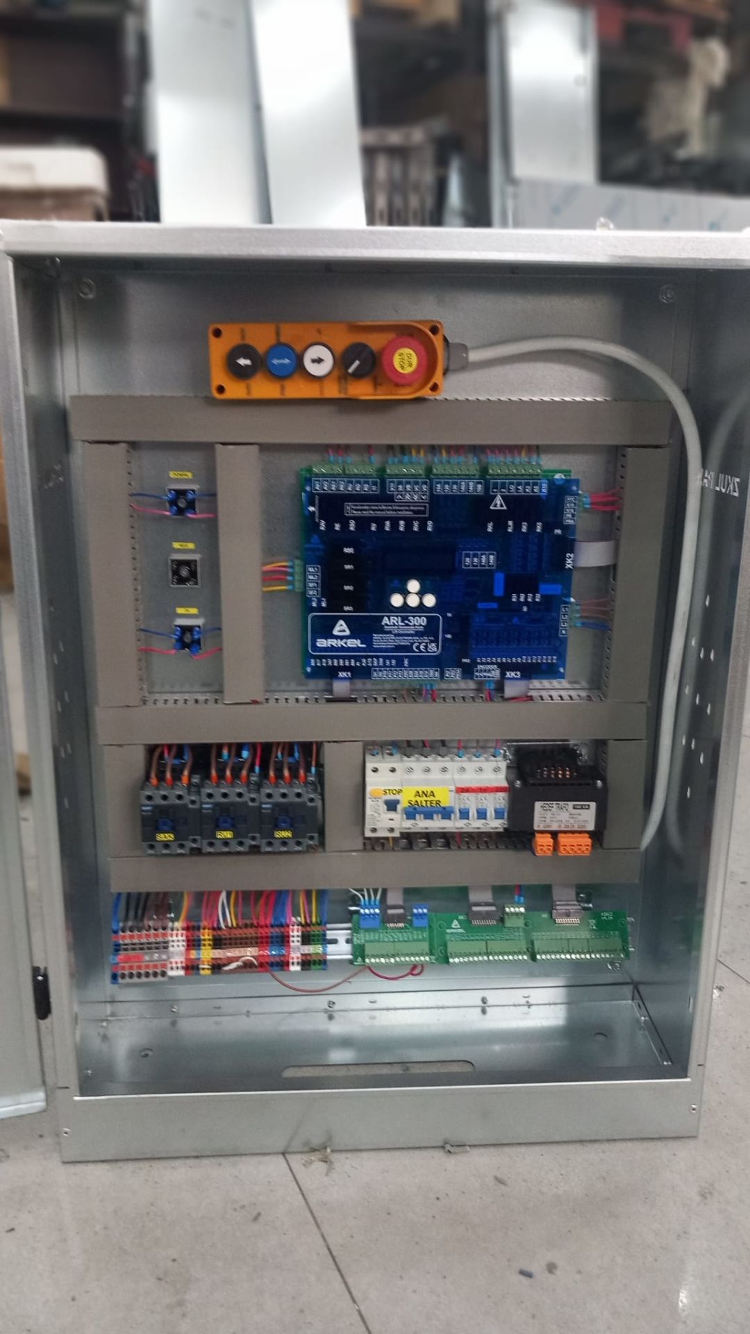 ARKEL ARL 300  HİDROLİK 81 /1 PANO.