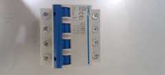 4 KUTUP SİGORTA 40 AMP